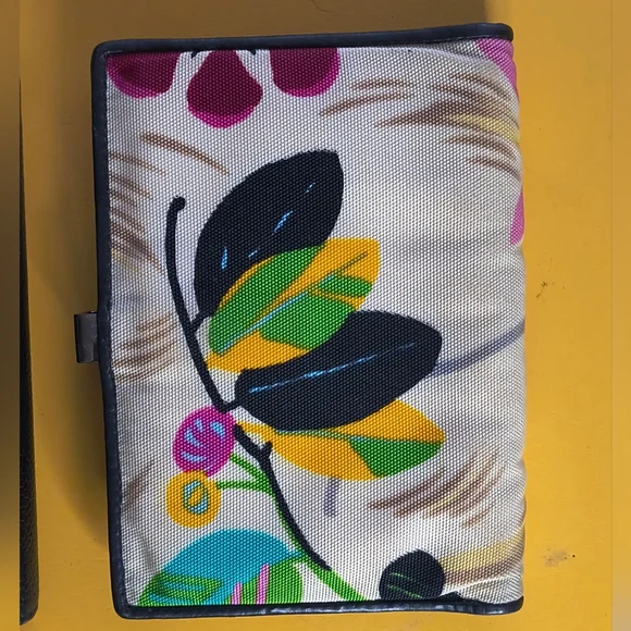 Gucci Vintage Floral Leather 6-Ring Agenda Organizer (Small/Personal Size) - Picture 2 of 8